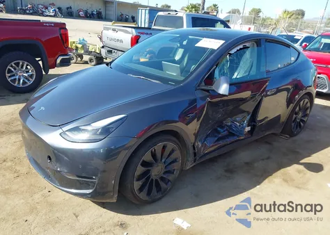 2022 Tesla Model Y Performance Dual Motor All-Wheel Drive z USA, uszkodzony, nr VIN 7SAYGDEF5NF406497